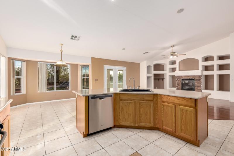 4445 E Sleepy Ranch Rd