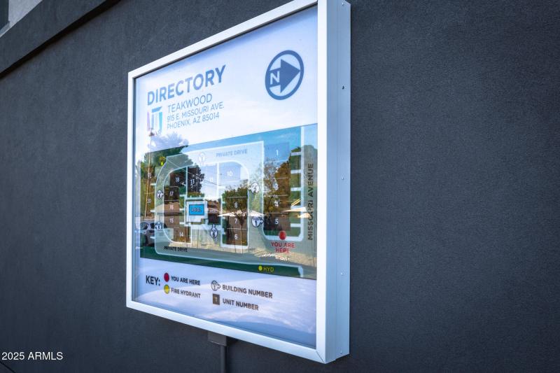 915 E Missouri Ave -15