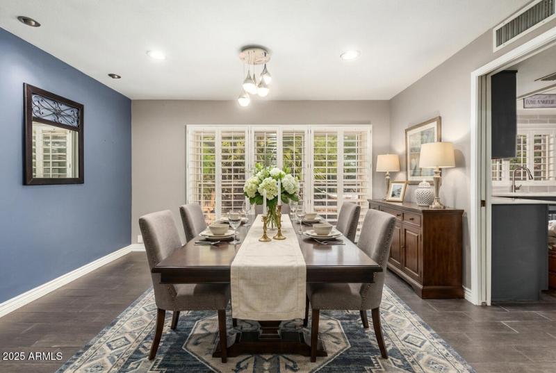Formal Dining Room or Flex Space