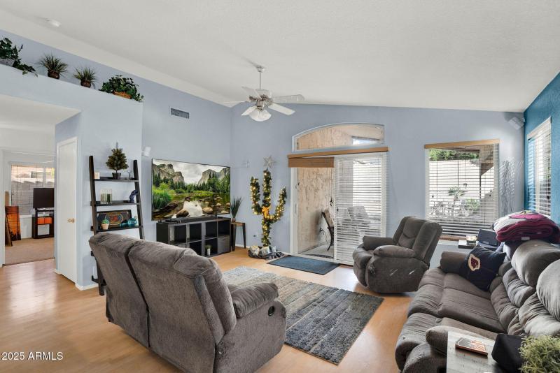 4-web-or-mls-1714 W Hiddenview Dr-4