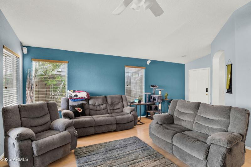 6-web-or-mls-1714 W Hiddenview Dr-7