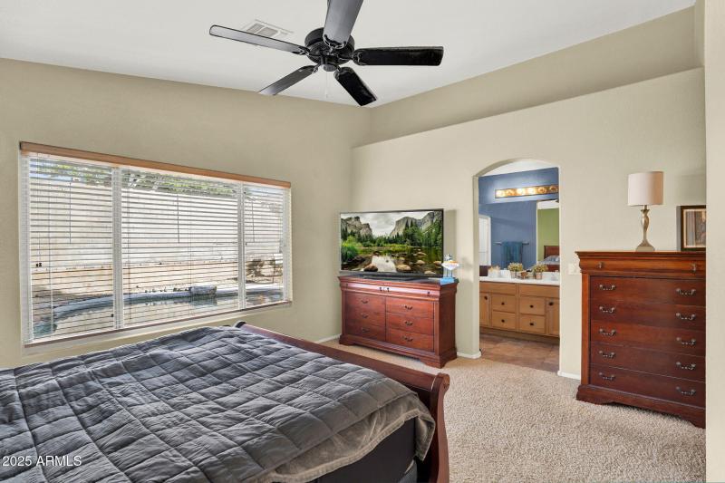 16-web-or-mls-1714 W Hiddenview Dr-16