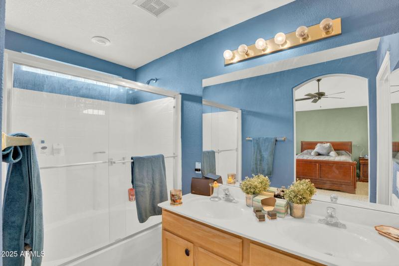 17-web-or-mls-1714 W Hiddenview Dr-17