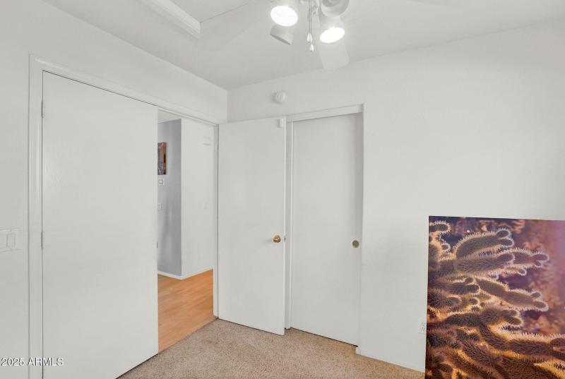 22-web-or-mls-1714 W Hiddenview Dr-21