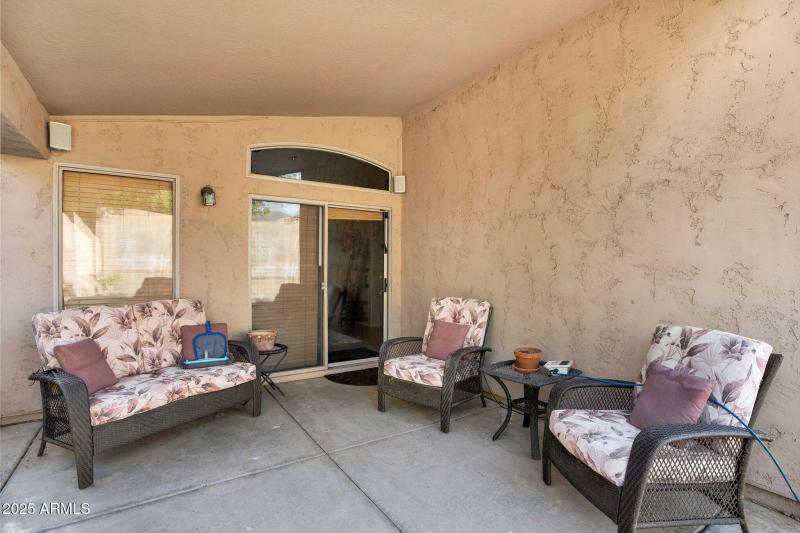 32-web-or-mls-1714 W Hiddenview Dr-26