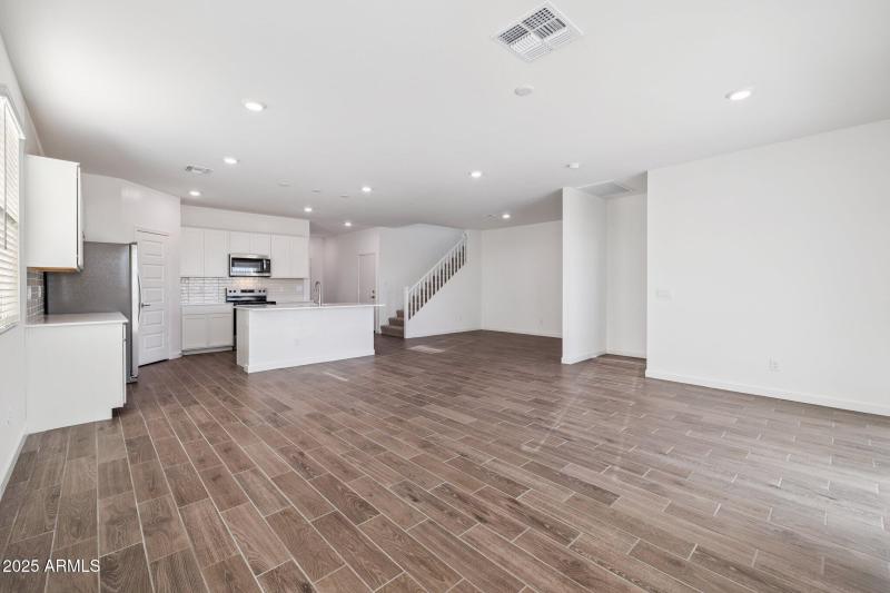 7-web-or-mls-26141-w-nancy-ln-lot-100-re