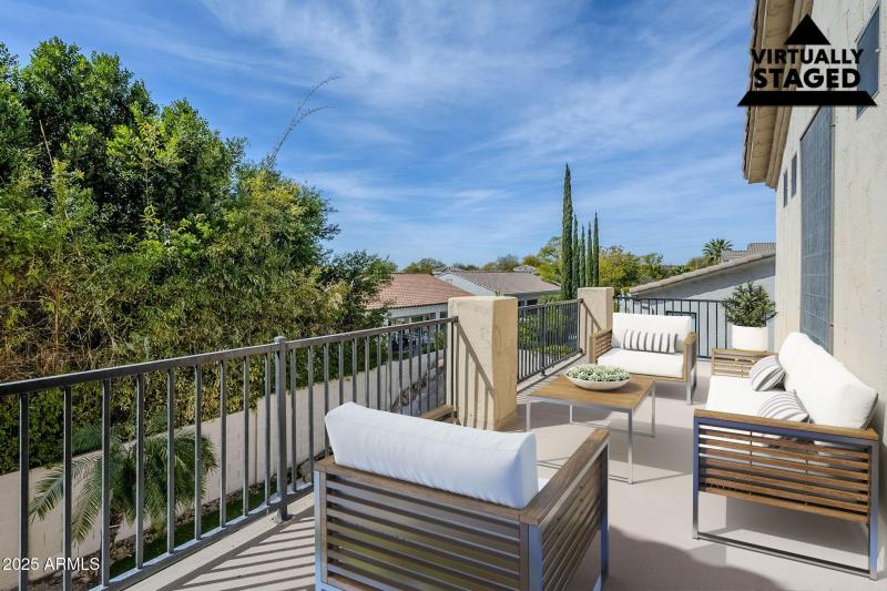 Balcony virtually staged