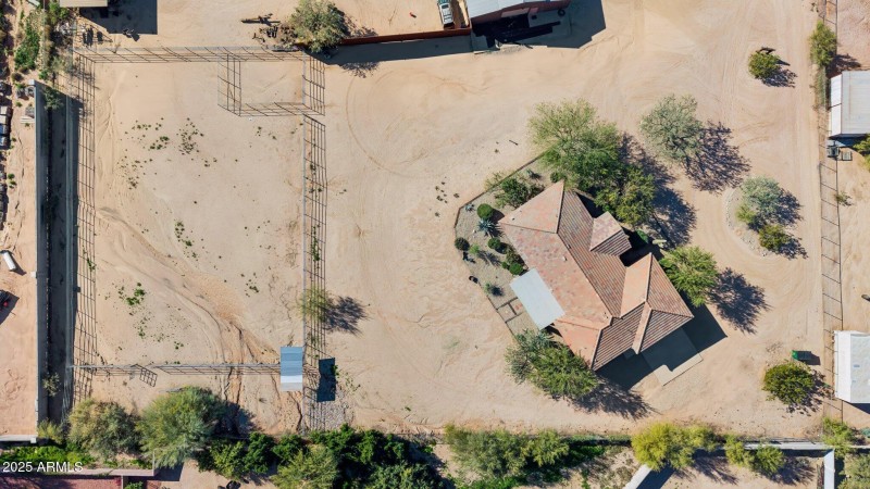 67-web-or-mls-4447-e-red-bird-rd