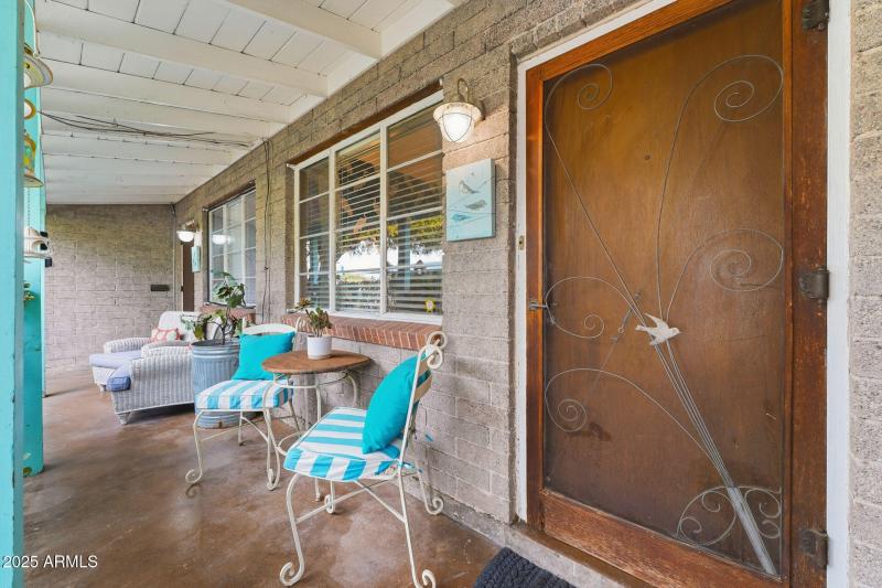 004-2341-front-exterior