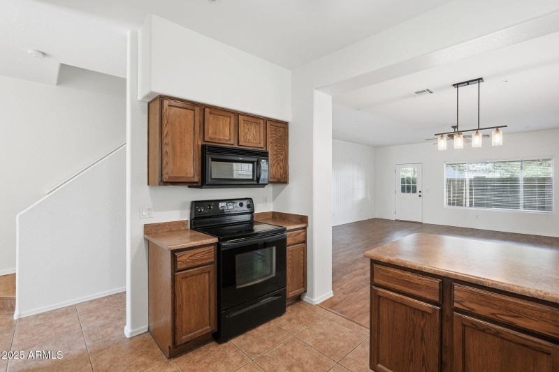 12-web-or-mls-012_ListerPros