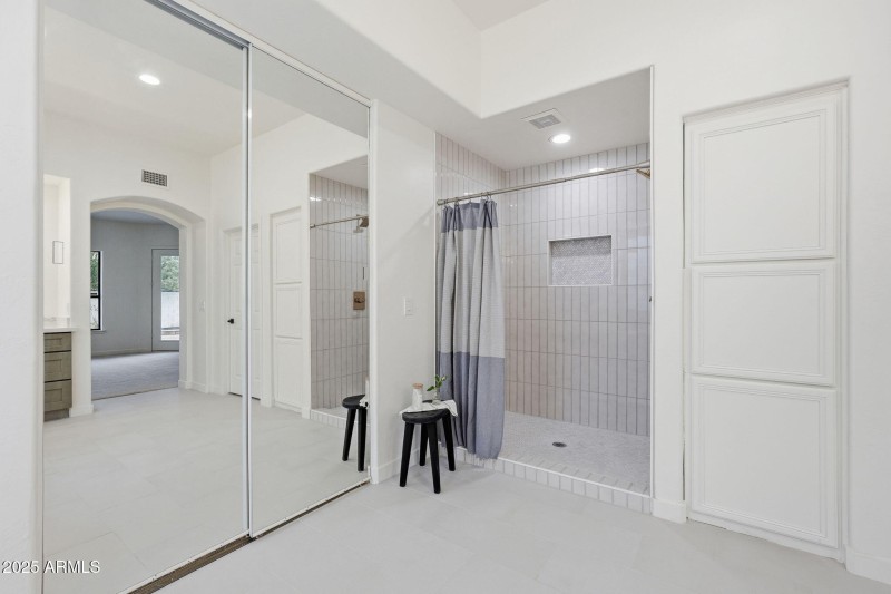 Downstairs Primary EnSuite