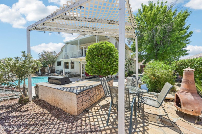 55-web-or-mls-W Michelle Dr-S0508-055