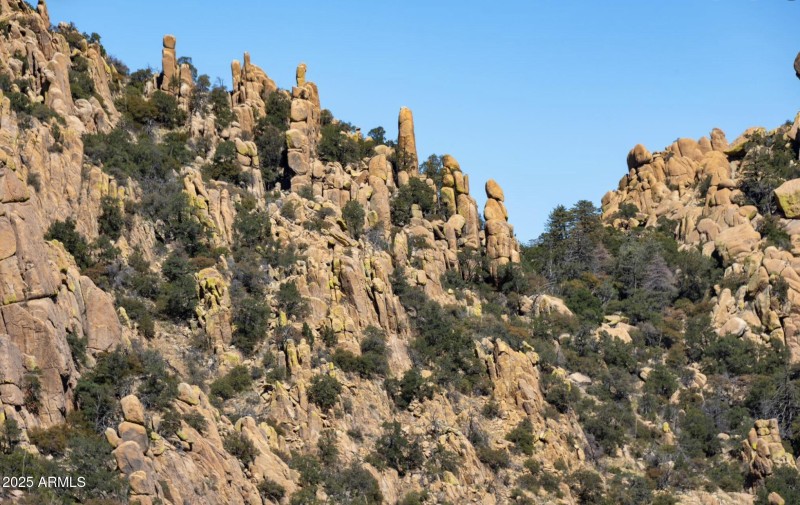 Stacked Rocks Dragoon