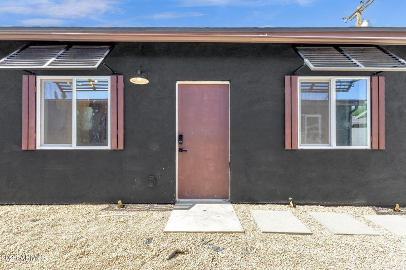 63-web-or-mls-1012-e-pierson-st