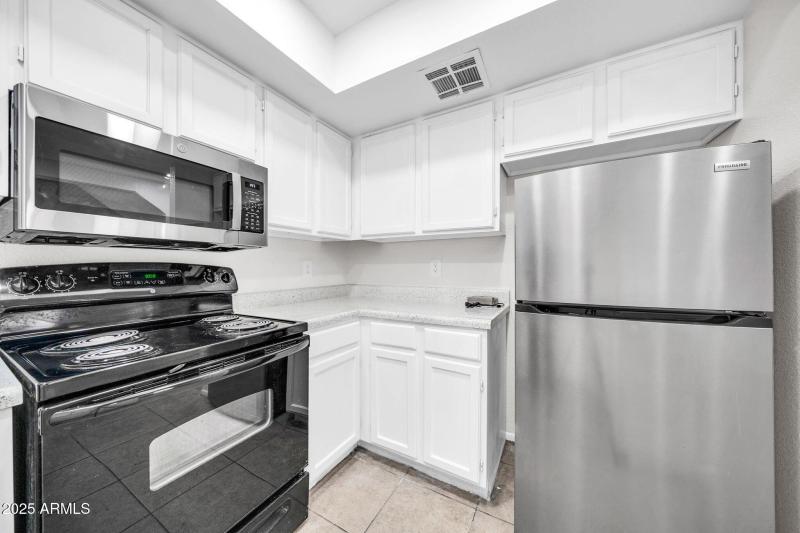 4545 N 67th Ave 1422-11