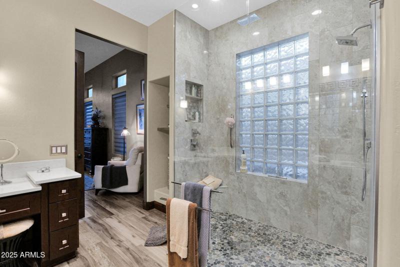 25-web-or-mls-P1361419