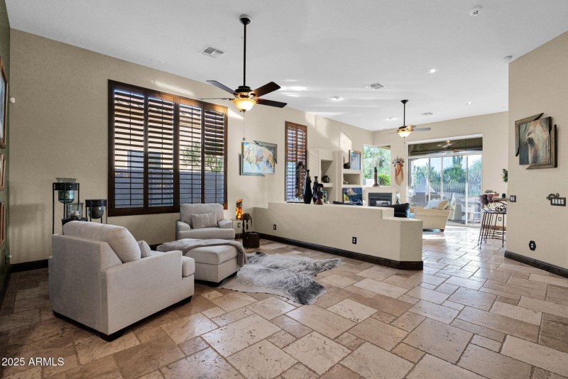 28-web-or-mls-P1361422