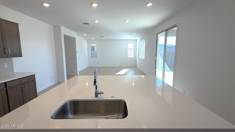 91D0EA09-B988-4DD1-8230-B5745C4E405E