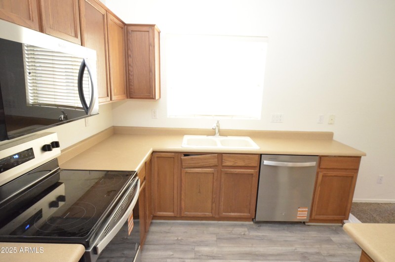 894CDF27-E31E-4805-910F-AA620D9A44FF