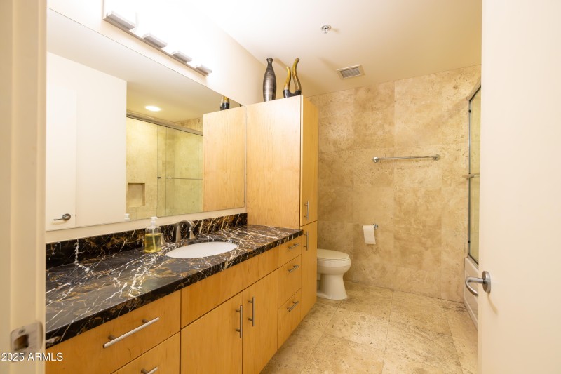 7131 E Rancho Vista-04