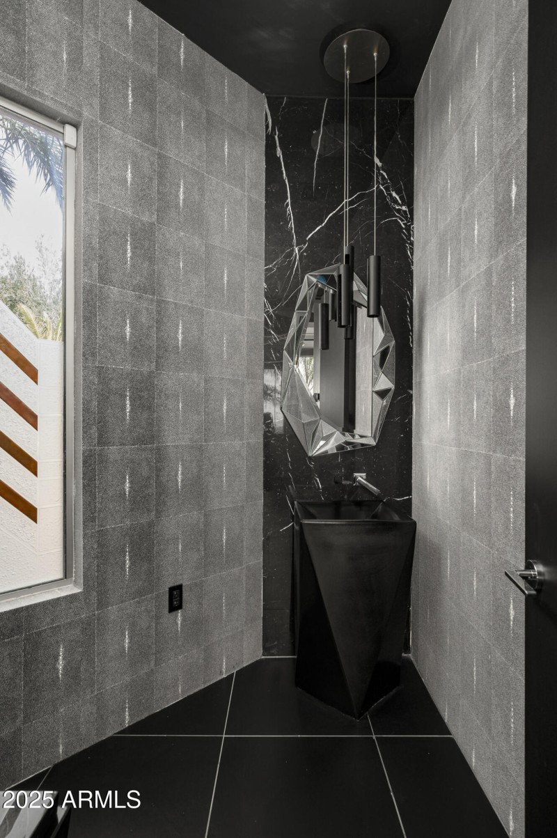 10324 E Calle De Las Brisas-49