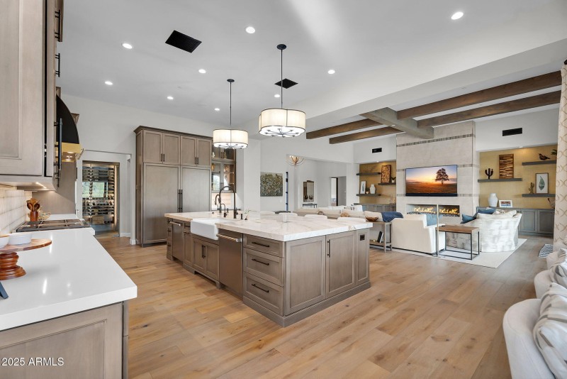 25-web-or-mls-Aniko-20