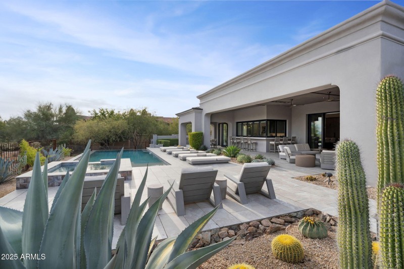 127-web-or-mls-Aniko-116