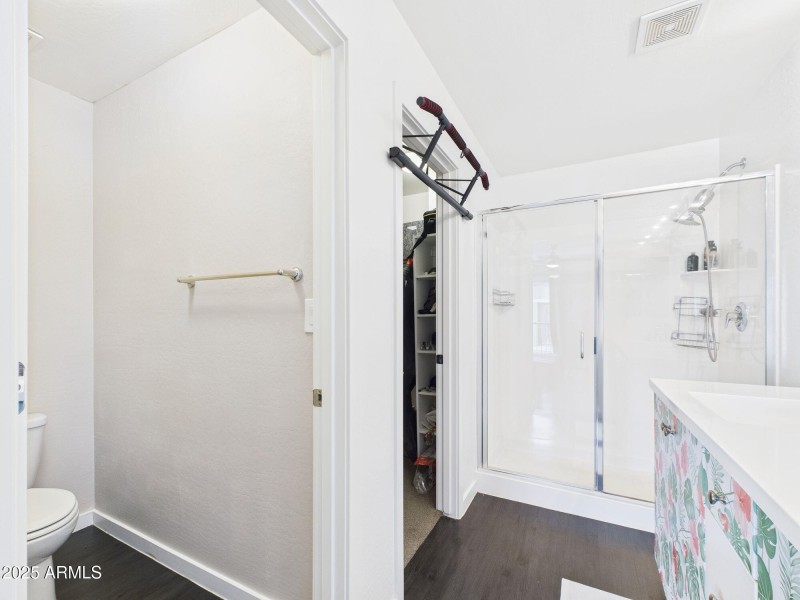 23-web-or-mls-CAM03379G0-PR0169-STILL021