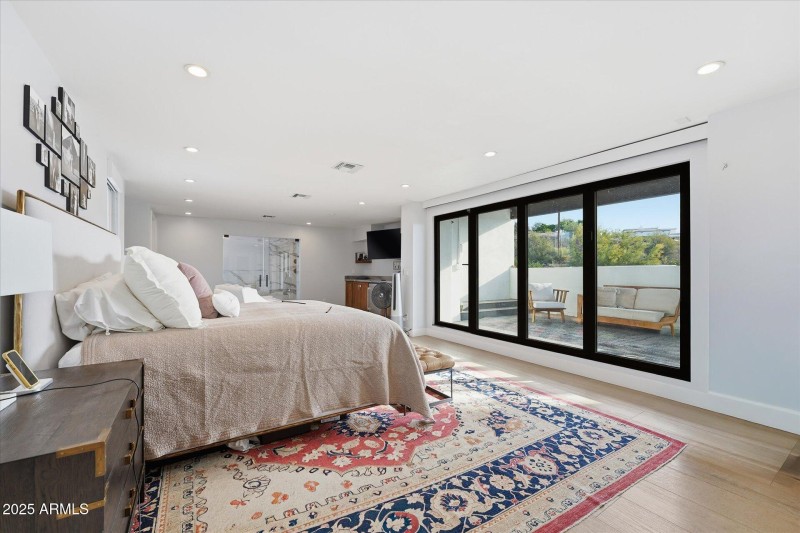 24-023-primary-bedroom