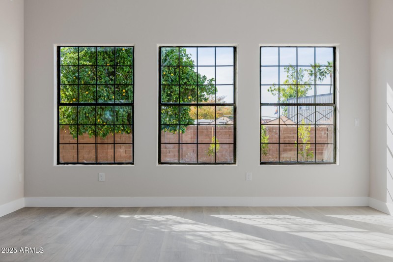 Large Pitcher Frame Windows
