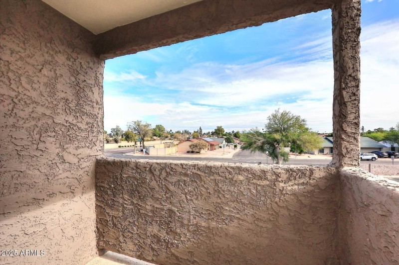 Guest Bedroom-Balcony