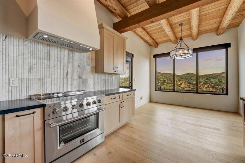 28-Kitchen Detail III