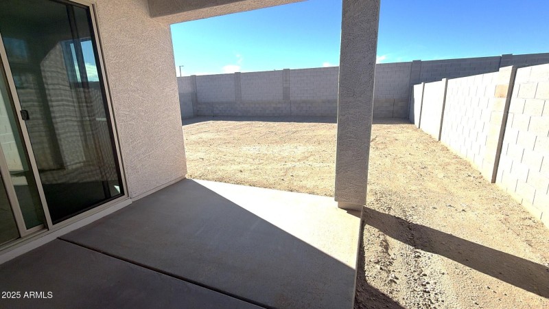 EEA92CA8-42C3-40CB-85F5-87E1025BACE4