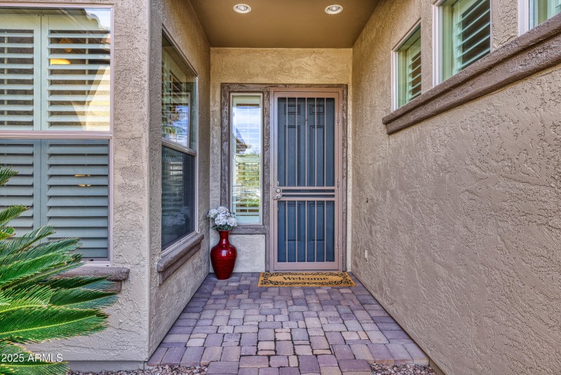 Entry Door w/ Security Screen Door