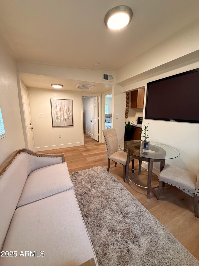 011466AE-D6DE-41D9-AD6E-B65917801B56