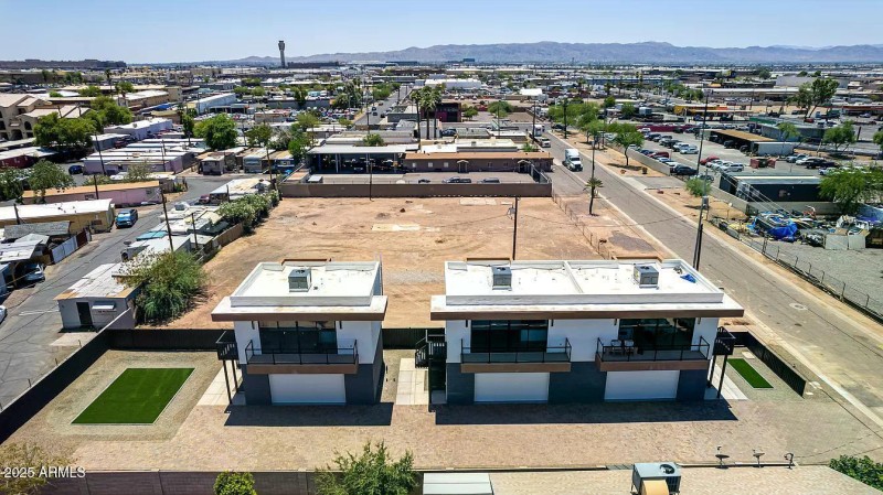 d5dd58efb934b6a4e6b3c0d48eb938ac-uncropp