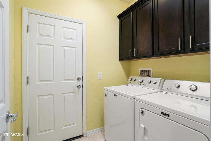 33-Laundry Room
