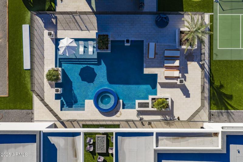 10-web-or-mls-DJI_20251226102440_0313_D