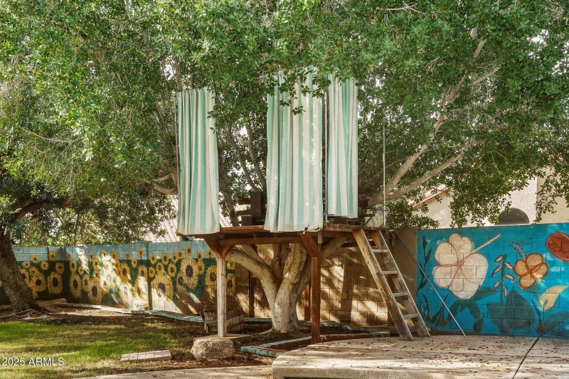 017__310 S Granite Ct