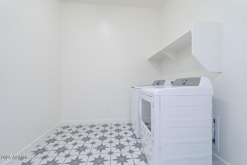 Tri Pointe Whispering Hills 61 - Laundr