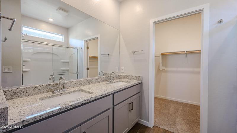 17_New-Home-for-Sale_Surprise-AZ_Century