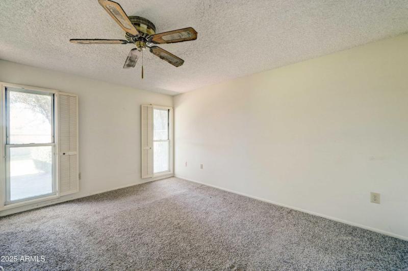 15658 N Lakeforest Dr-12