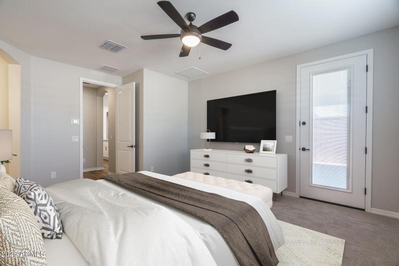 14VS) PRIMARY BEDROOM