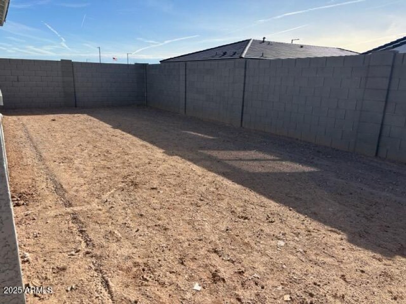 24575 W CHAMBERS Street