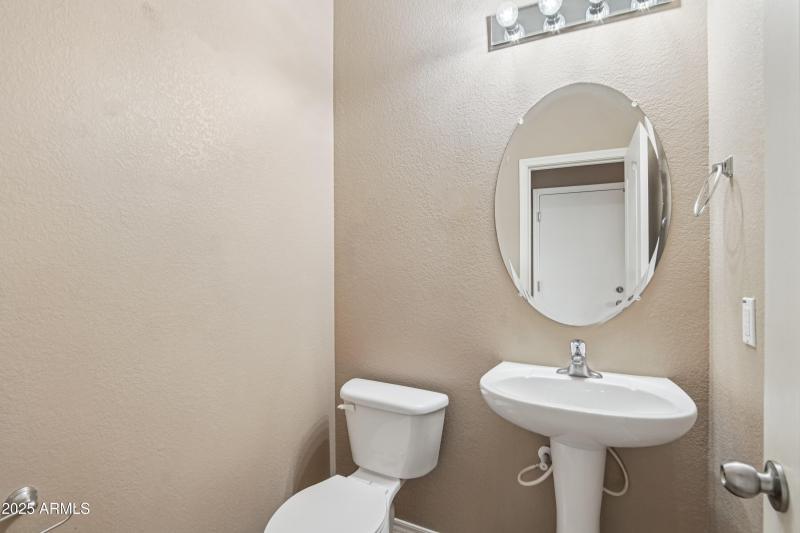 15-print-N Evergreen St-2106-015