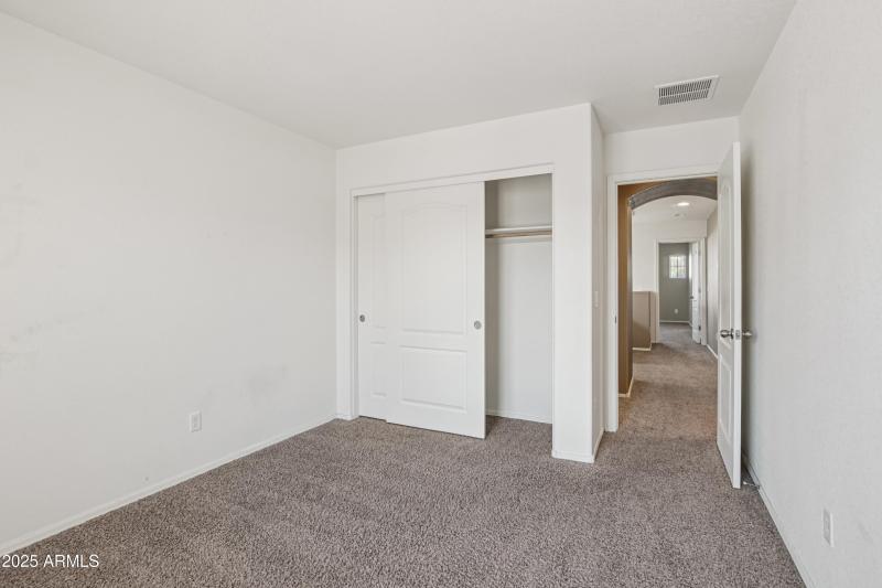 25-print-N Evergreen St-2106-025