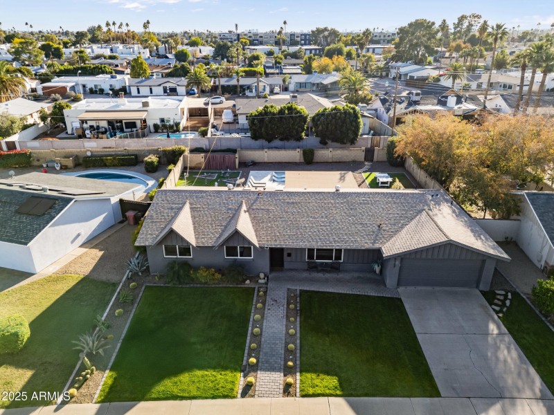 8507 East Montecito