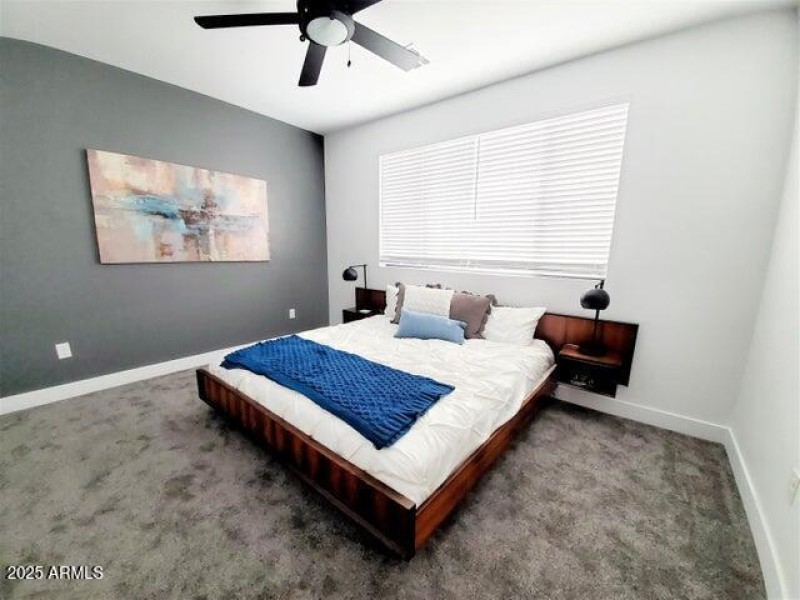 20220603214252983494000000-o