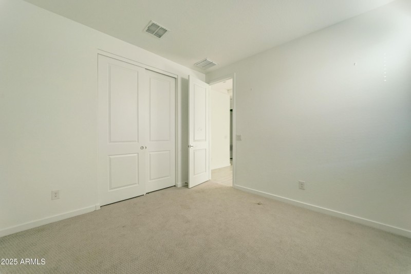 17704 W Fetlock Trail-19