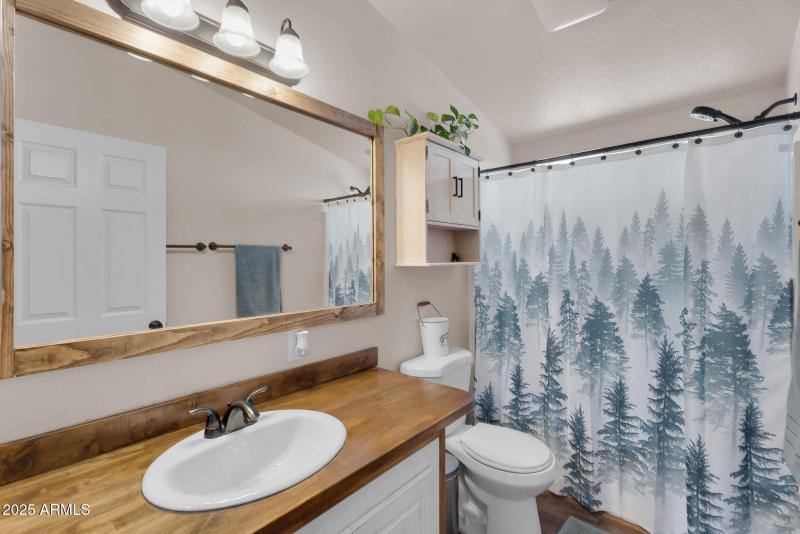 30-web-or-mls-Sentinel Rock -30